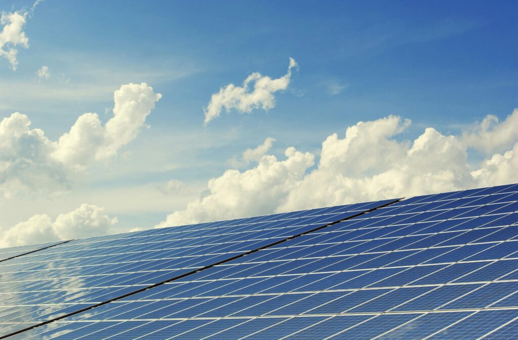 lecda paneles solares